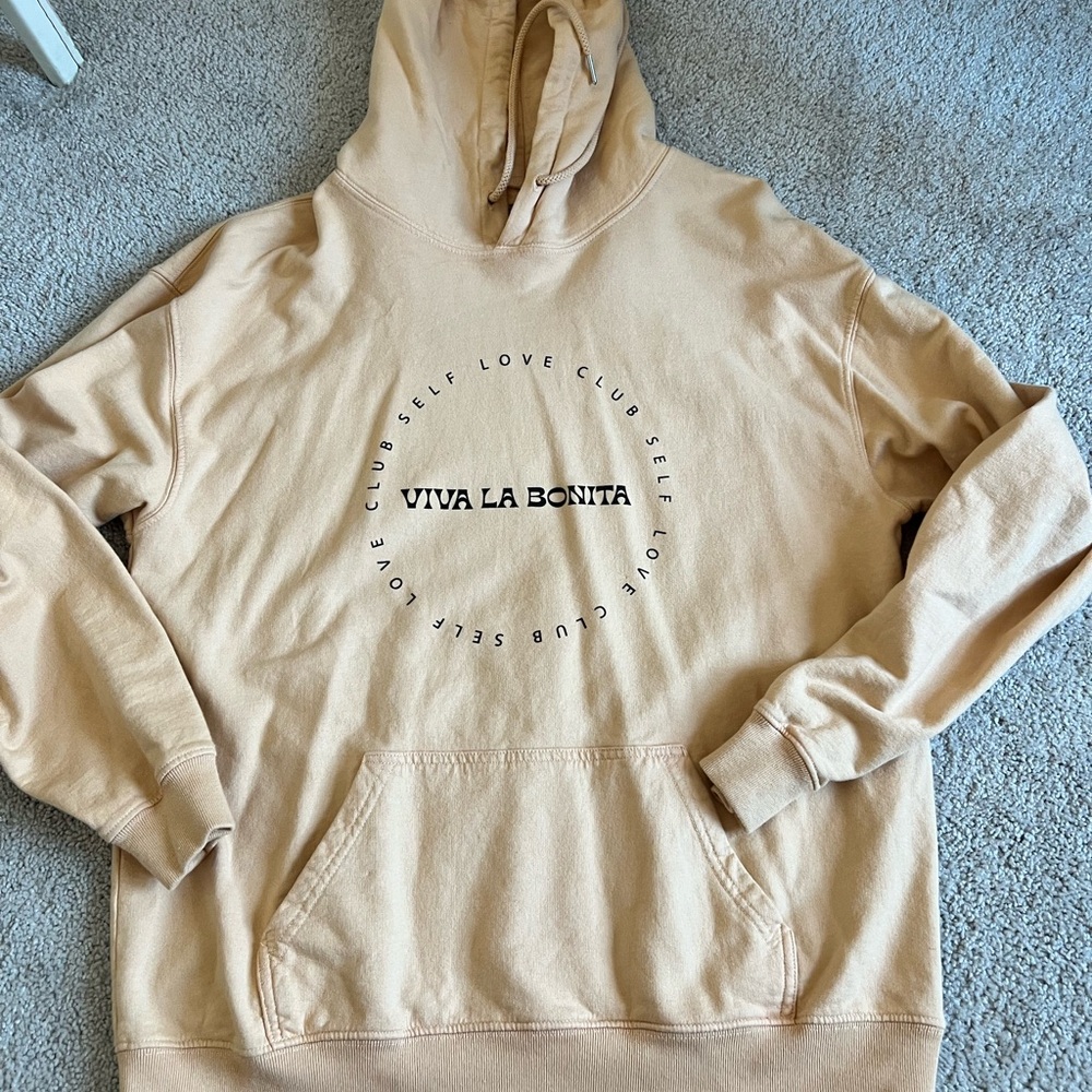 VIDA La Bonita Tan Hoodie with Graphic Print